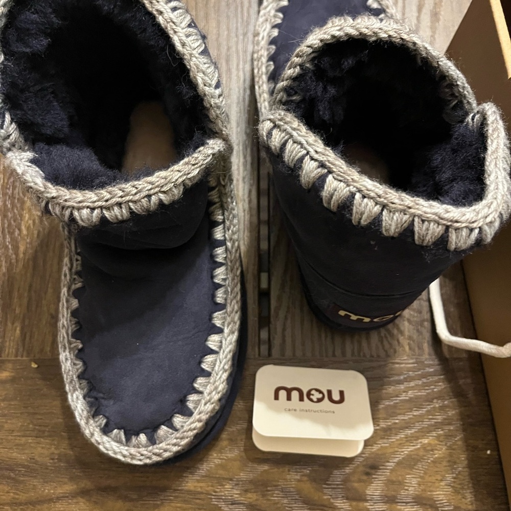 Mou Dark Blue and Light Gray Moccasins